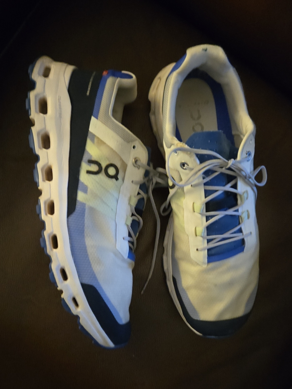 On Cloud Cloudtec Helion White Blue Running Shoe Men Sz 11 Clean Good Condition